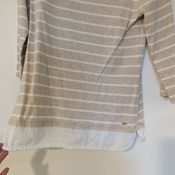 Tommy Hilfiger, Size Small Top - Picture 3 of 5